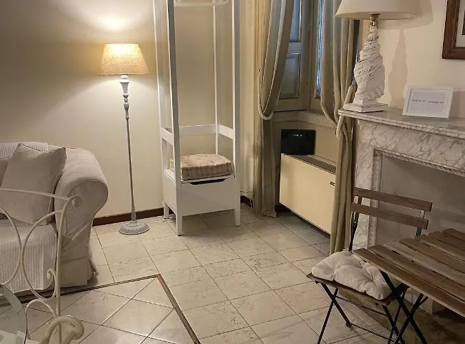 Relais Dei Mandorli Centro Bed & Breakfast 4*