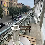 Relais Dei Mandorli Centro Bed & Breakfast
