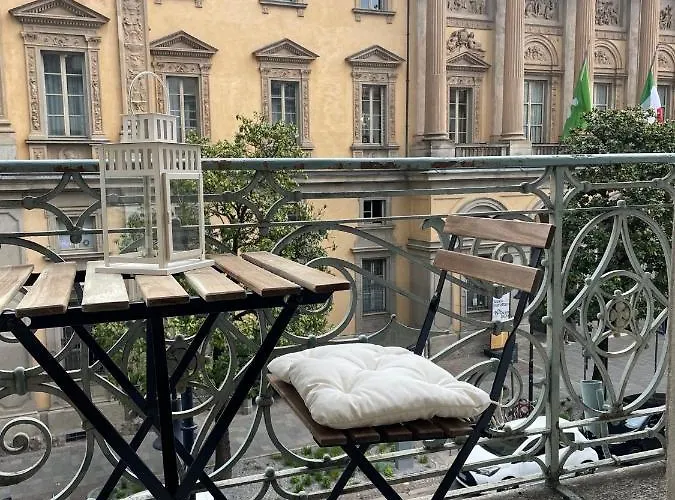 Relais Dei Mandorli Centro 베르가모